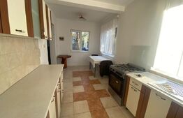 Casă cu grădină, 95 mp, zona Plopi