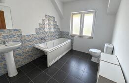 Casă cu grădină, 95 mp, zona Plopi