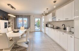 Duplex de vanzare, 160 mp, zona Dumbravita