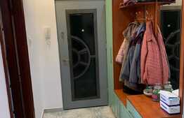 Apartament 3 camere decomandat ,66 mp, Zona Soarelui