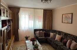 Apartament 3 camere decomandat ,66 mp, Zona Soarelui