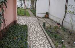 De vanzare 2 case individuale, 186 mp utili, cu teren 500 mp, in Braytim