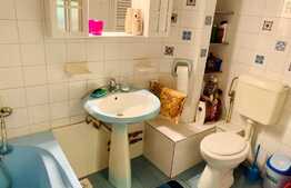 Apartament de inchiriat cu doua camere situat in spatele Facultatii de Medicina