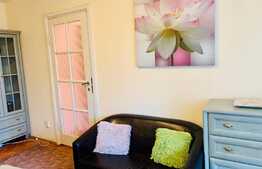 Apartament de inchiriat cu doua camere situat in spatele Facultatii de Medicina