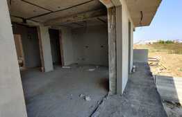 2 camere, 54 mp utili, 140 mp GRADINA, finisat LA CHEIE