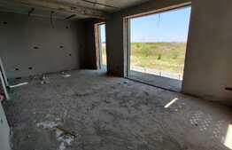 2 camere, 54 mp utili, 140 mp GRADINA, finisat LA CHEIE