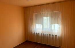 Apartament 3 camere decomandat, Dambovita