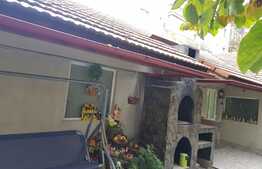 Casa de vanzare, 110 mp utili, zona Calea Martirilor 