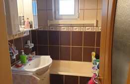 Apartament 3 camere,65mp, zona Dambovita