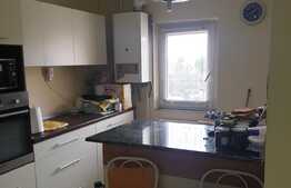 Apartament 3 camere,65mp, zona Dambovita