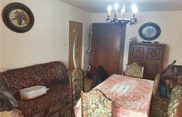 Apartament 3 camere,65mp, zona Dambovita