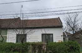 Vanzare casa 114 mp utili, teren 432 mp, cartierul Plopi