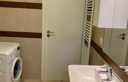 Apartament modern cu 3 camere, 100 mp, parcare in curte