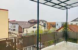 Apartament modern cu 3 camere, 100 mp, parcare in curte