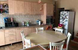 Apartament de 3 camere,  90 mp utili, zona Girocului