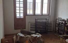 Vila de vanzare, 1132 mp teren, zona Fabric