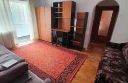 Apartament cu 3 camere, zona Aradului