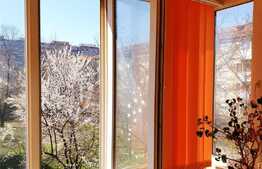 Apartament de 3 camere,46 mp, in zona Dacia