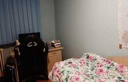 Apartament de 3 camere,46 mp, in zona Dacia