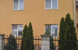 Casa individuala de  7 camere, teren 614mp, Dumbravita