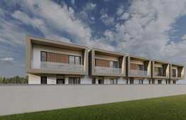 Case insiruite 115 mp utili , zona Girocului