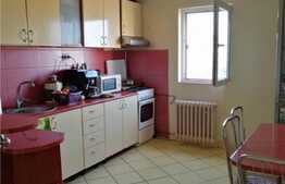Apartament de 3 camere, zona Modern