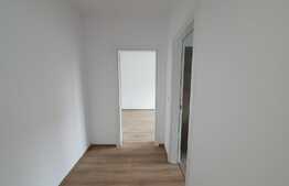 Apartament 3 camere, 60 mp, finisat, zona Lipovei