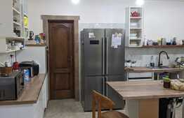 Casa individuala, 260 mp utili, 1052 mp teren, Ghiroda