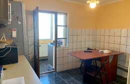 Apartament 3 camere, decomandat, 70 mp, zona Soarelui