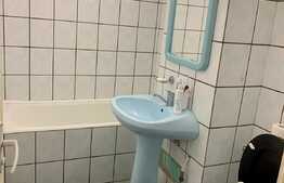 Apartament 3 camere, decomandat, 70 mp, zona Soarelui