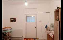 Casa la curte comuna, 55 mp