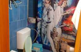 Casa la curte comuna, 64 mp