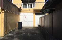 Casa cu depozit la parter 680 mp utili, teren 731 mp, Zona Lipovei