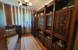 Apartament vintage cu 3 camere, zona Dacia + boxa