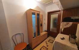 Apartament vintage cu 3 camere, zona Dacia + boxa