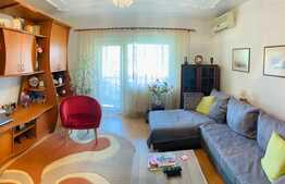 Apartament de 3 camere, 2 balcoane, cu o suprafata de 70 mp, zona Bucovina