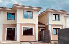 Casa tip duplex, 140 mp utili, teren 320 mp, Dumbravita