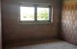 Casa individuala semifinisata, 552 mp teren, zona linistita, Giroc