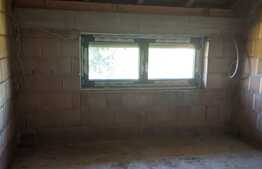 Casa individuala semifinisata, 552 mp teren, zona linistita, Giroc