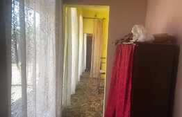 Casa individuala, 80 mp utili, teren 739 mp, in Mosnita Veche