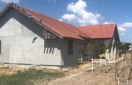 Casa de 4 camere,  117 mp utili, 1781 mp teren, Ivanda