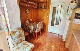 Apartament 3 camere, decomandat, 65 mp, zona Lipovei  