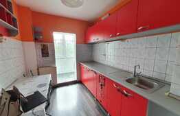 Apartament 3 camere,  60 mp, decomandat, zona Lipovei