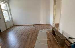 Clădire istorică, 4 corpuri, 1900 mp, 3 niveluri, zona Iosefin