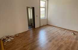 Clădire istorică, 4 corpuri, 1900 mp, 3 niveluri, zona Iosefin