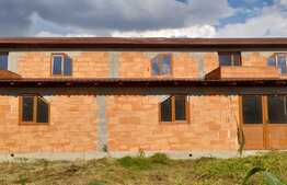 Duplex 1/2+1/2 la pret de 1 in Ohaba