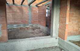 Duplex 1/2+1/2 la pret de 1 in Ohaba