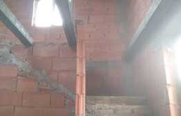 Duplex 1/2+1/2 la pret de 1 in Ohaba