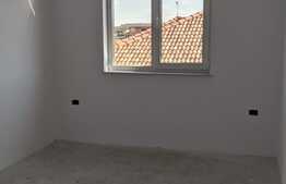 Duplex de vanzare, 105 mp utili, teren 315 mp, zona linistita, Dumbravita