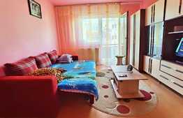 Apartament de 2 camere, 51 mp, etaj intermediar, zona Lipovei